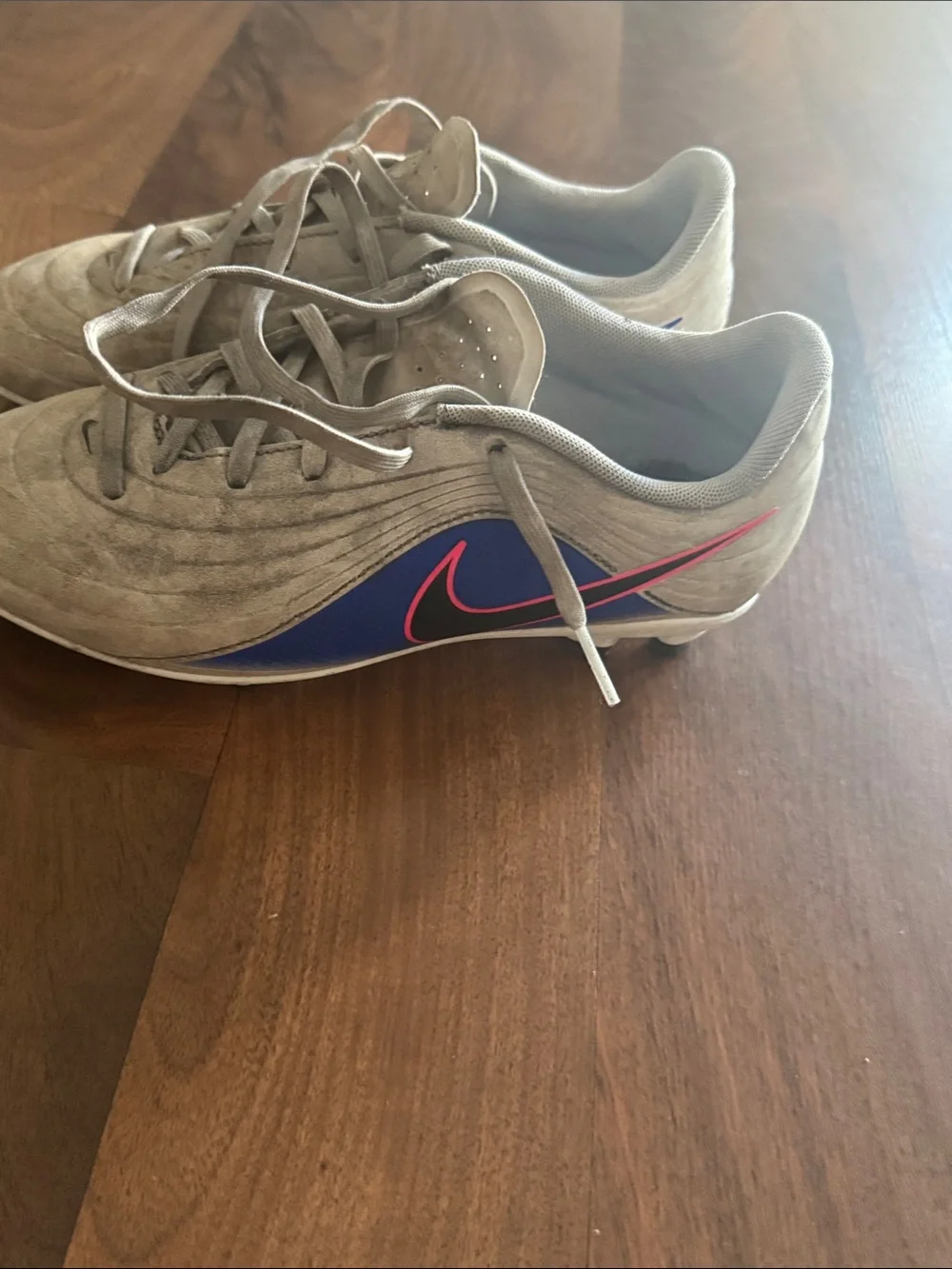 Nike Kids Gray Cleats with Blue Panel and Pink Swoosh